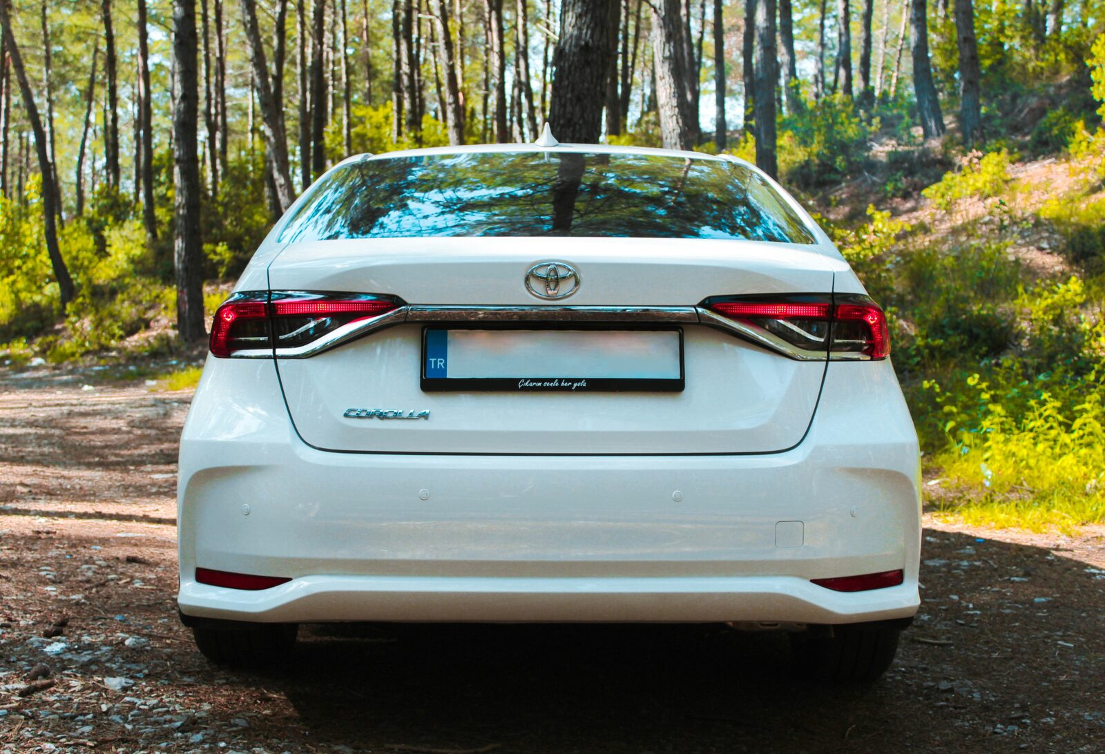 TOYOTA COROLLA